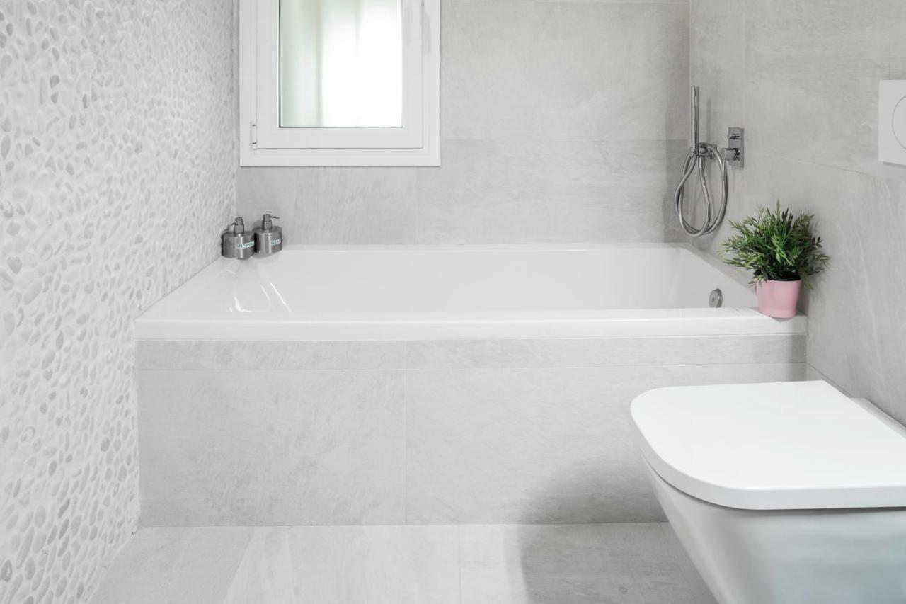 Magic Apartment With Private Terrace バルセロナ エクステリア 写真